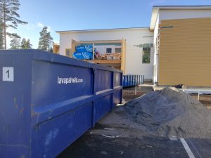 Vaihtolavat rakennustyömaalle